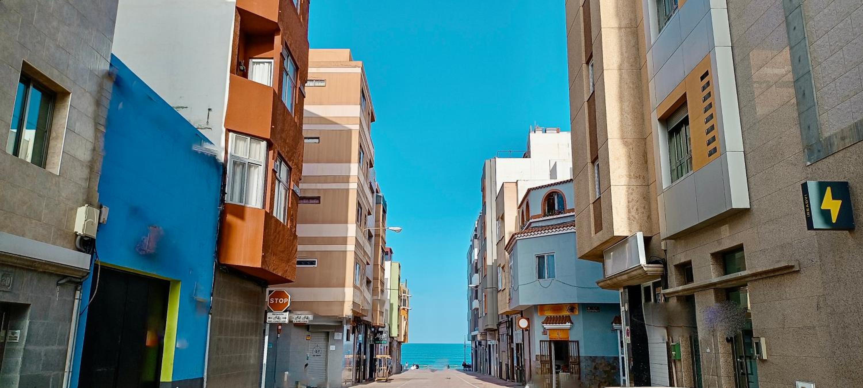 Minimalist Home Canteras Beach view 3