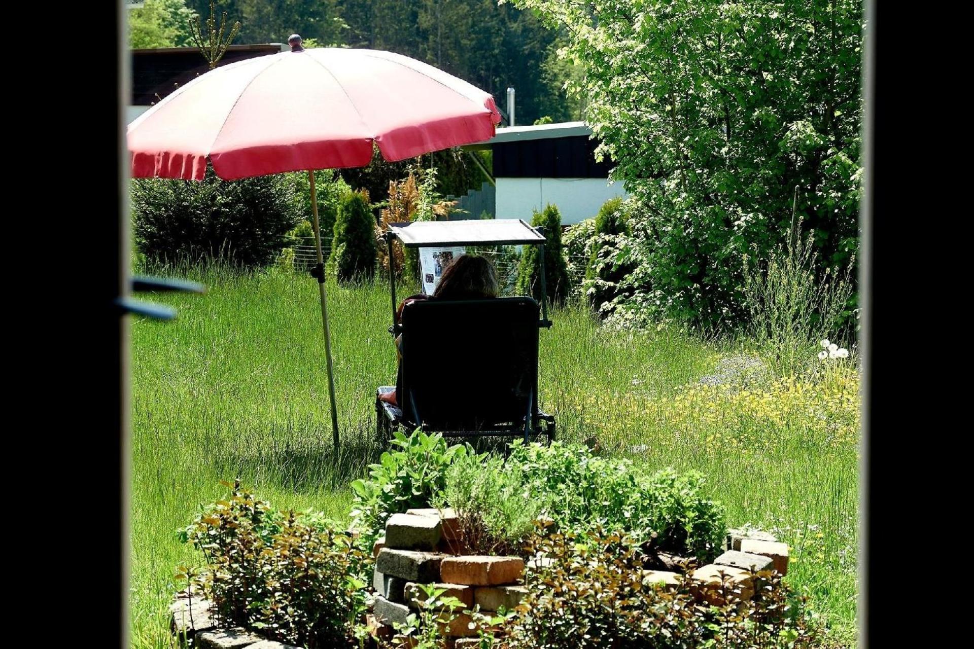 Ferienhaus in Waldkirchen mit Garten und Seeblick - Property Image 2