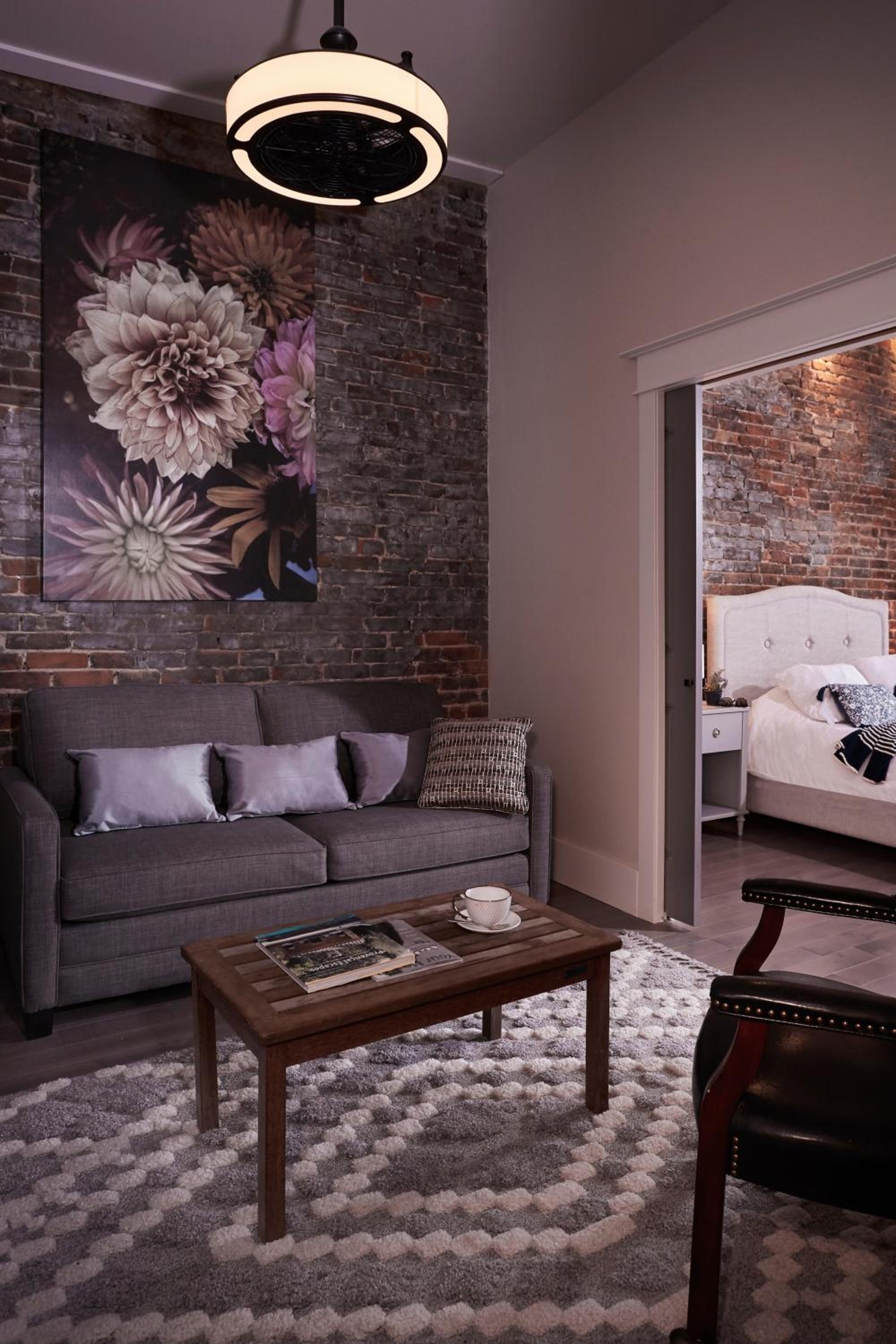 Belleville Vacations - L'auberge De France Inn - Property Image 3