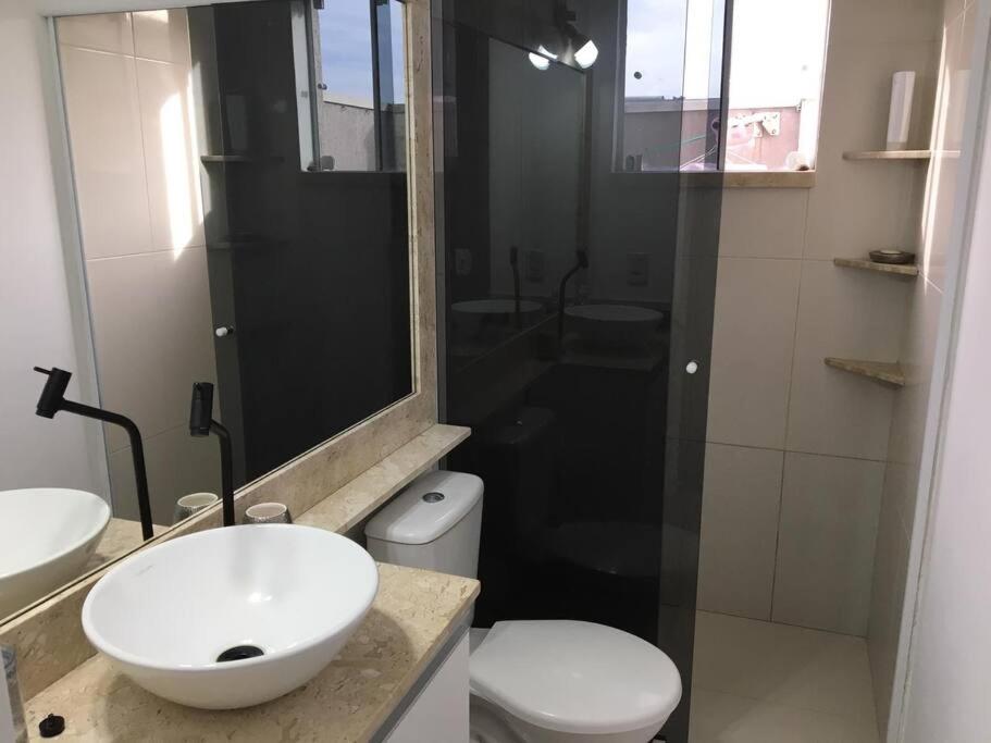 Casa confortável em condomínio