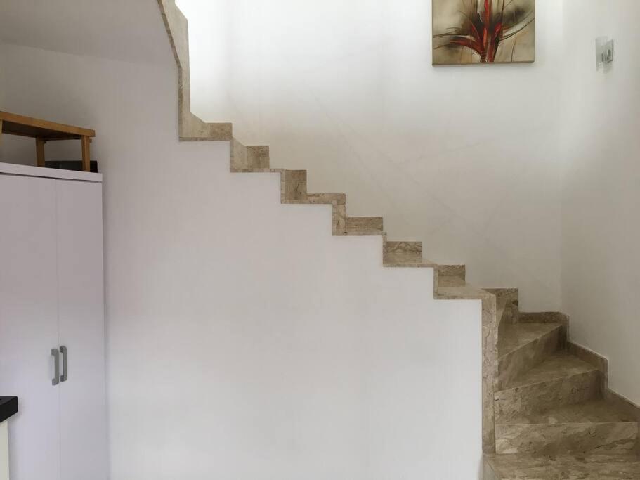 Casa confortável em condomínio