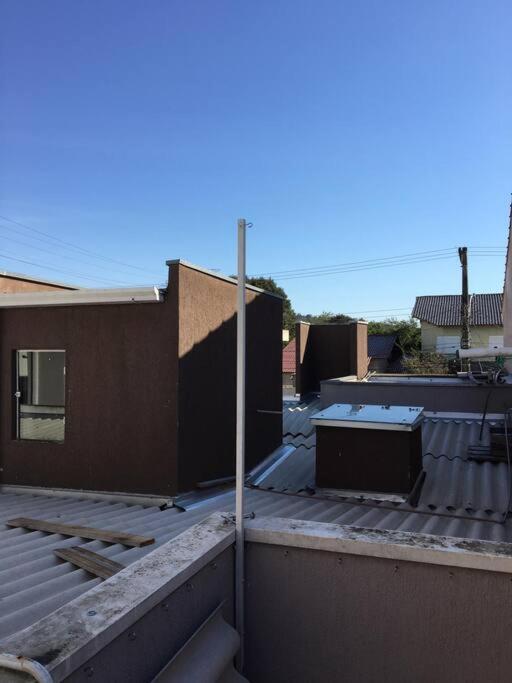 Casa confortável em condomínio