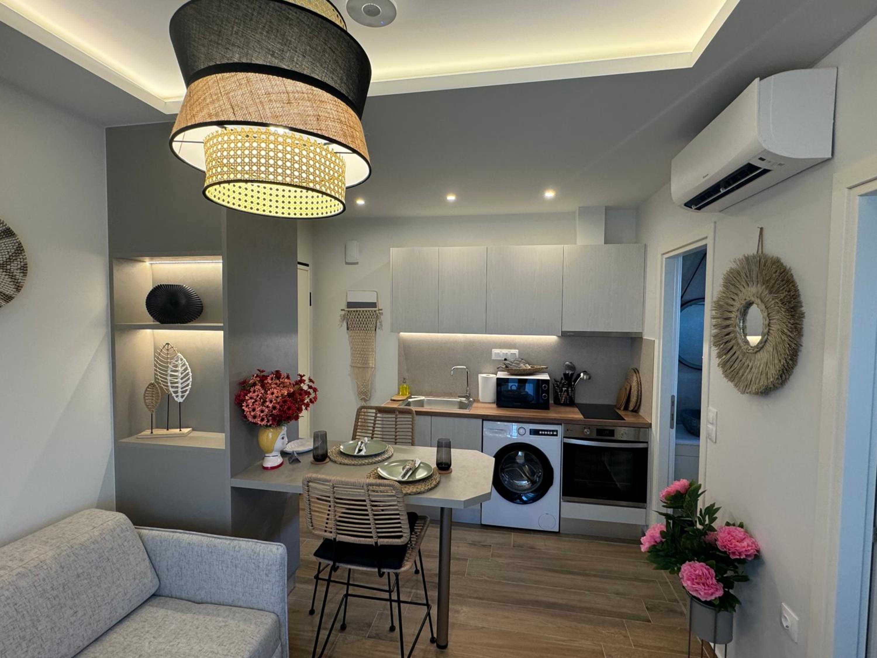 Hellenikon Suites