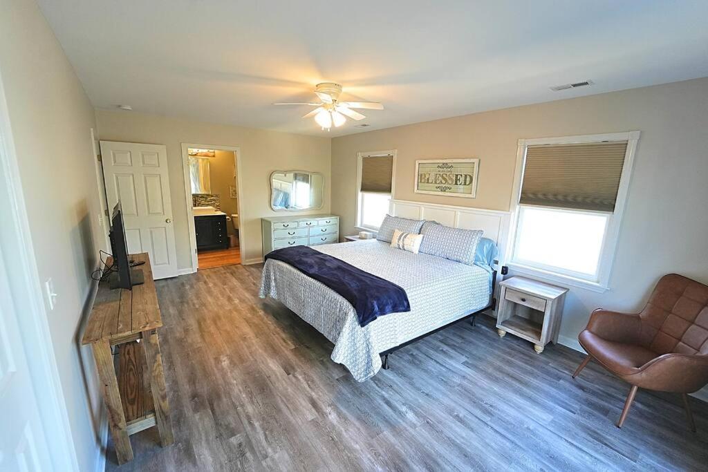 Fantastic Ocean Edge Beach House view 5