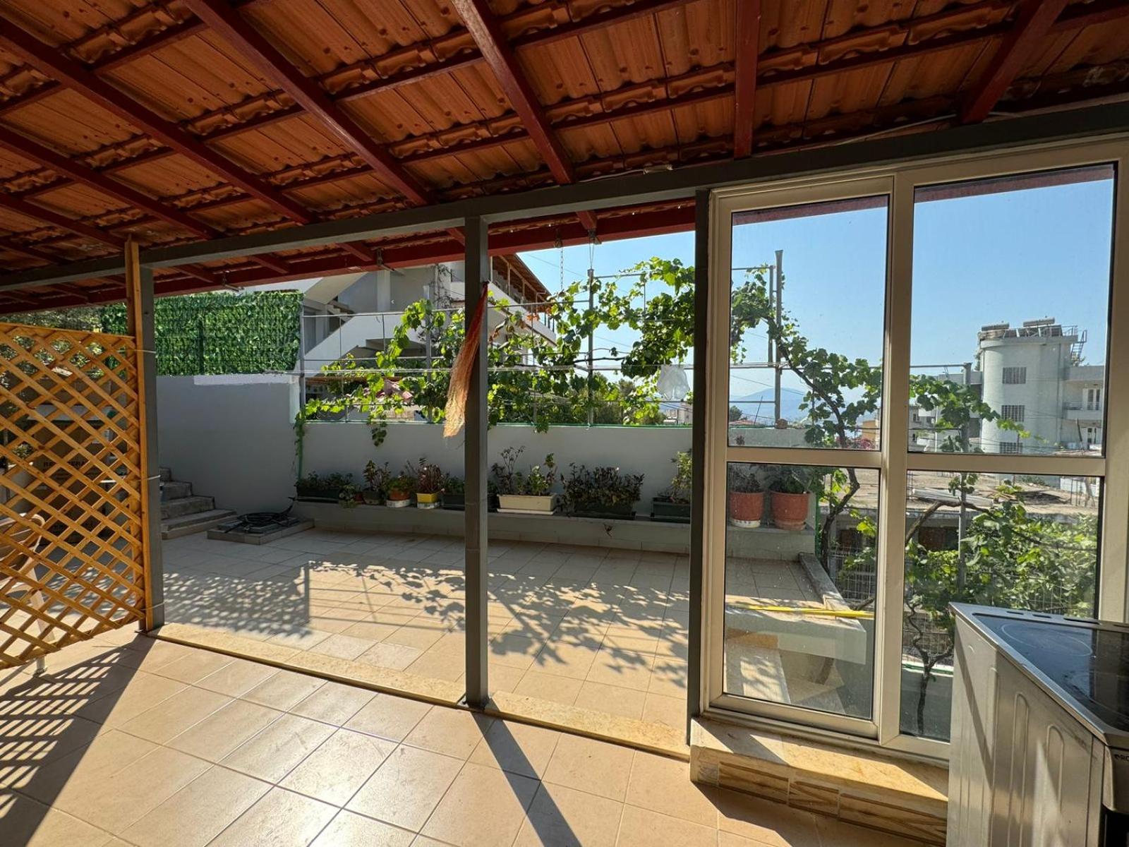 Miri Apartments Sarande
