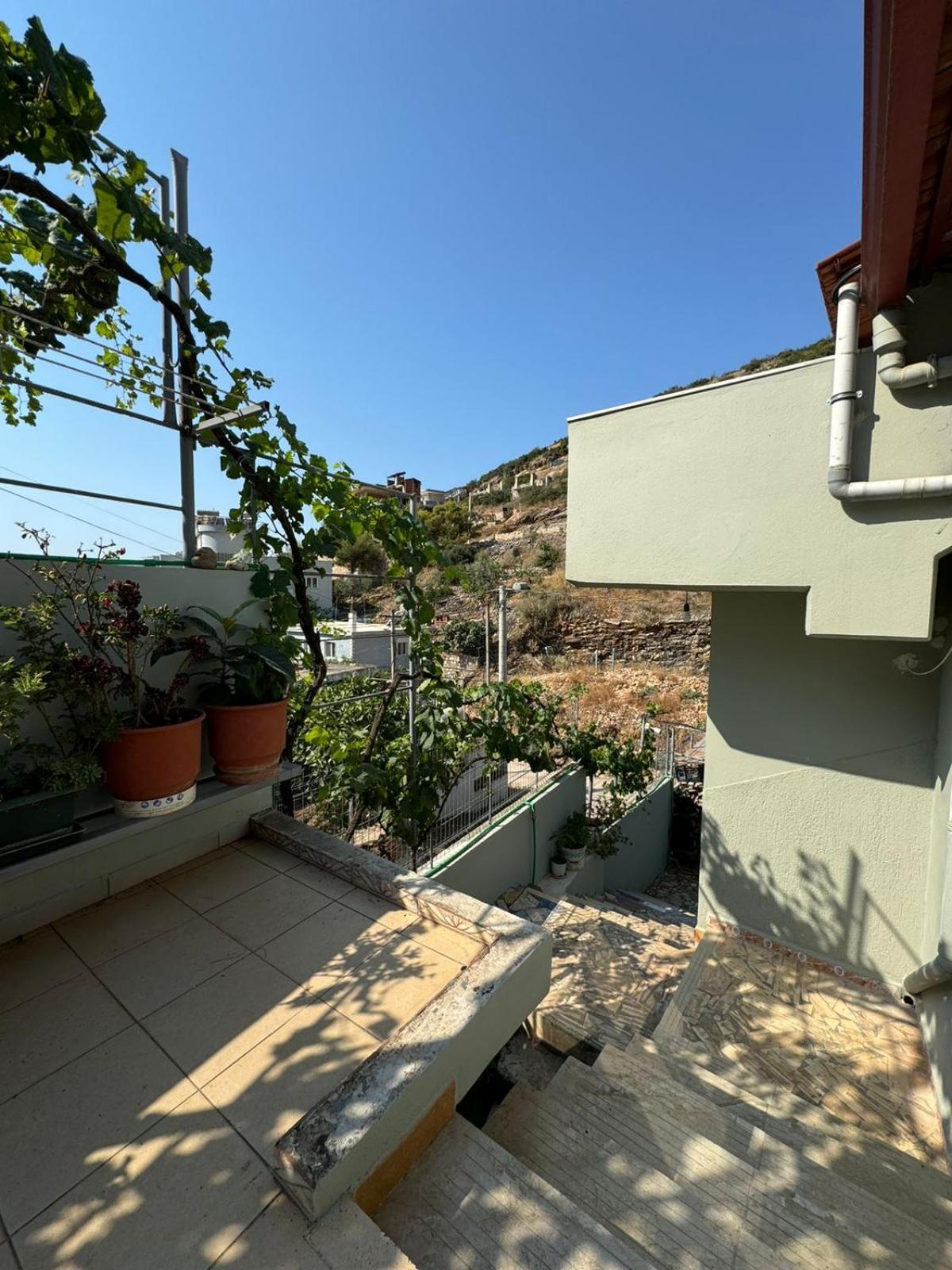 Miri Apartments Sarande