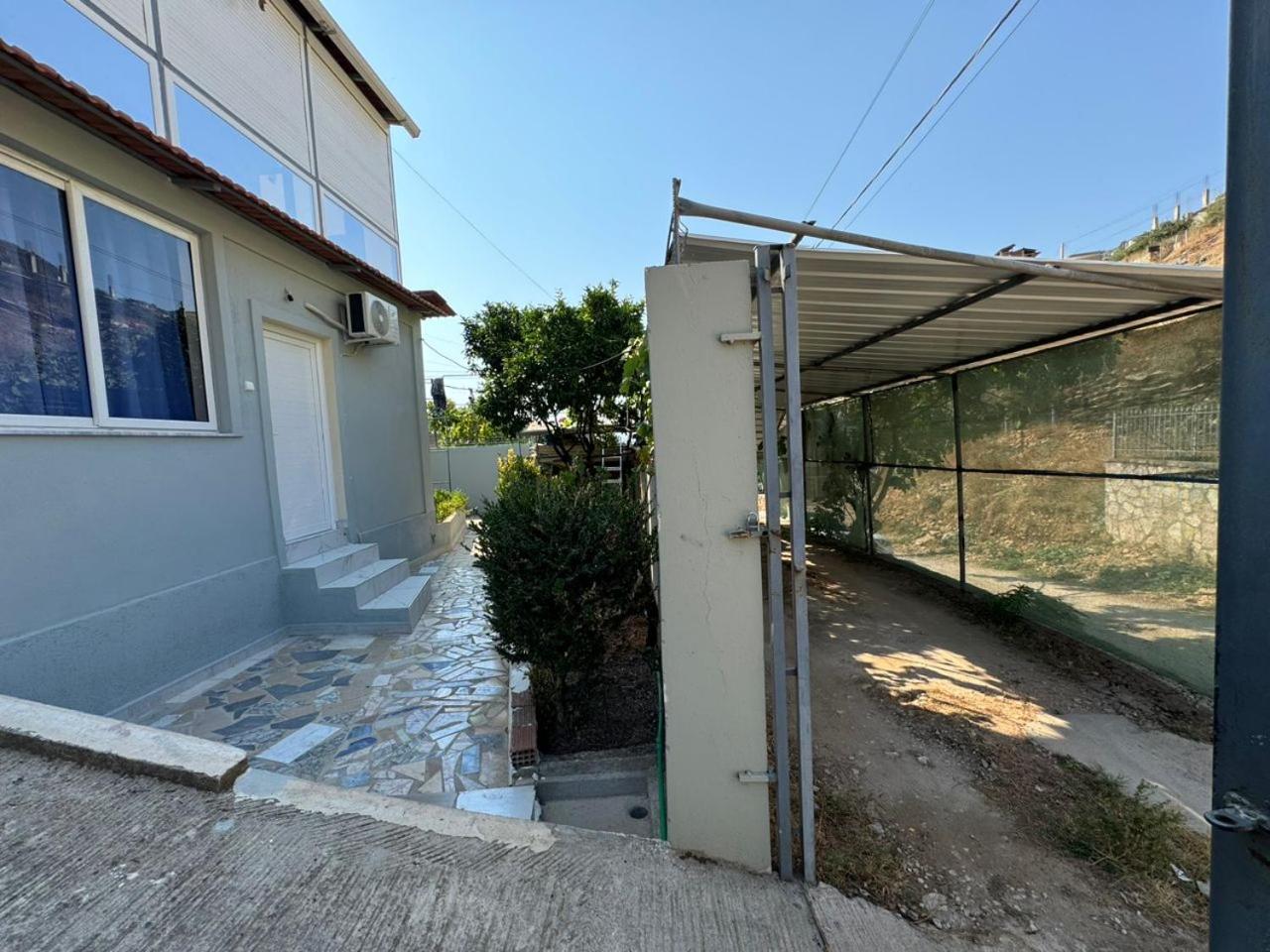 Miri Apartments Sarande
