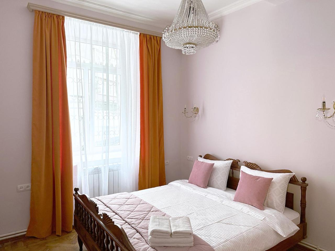 Your Cascade Home: In Yerevan Heart