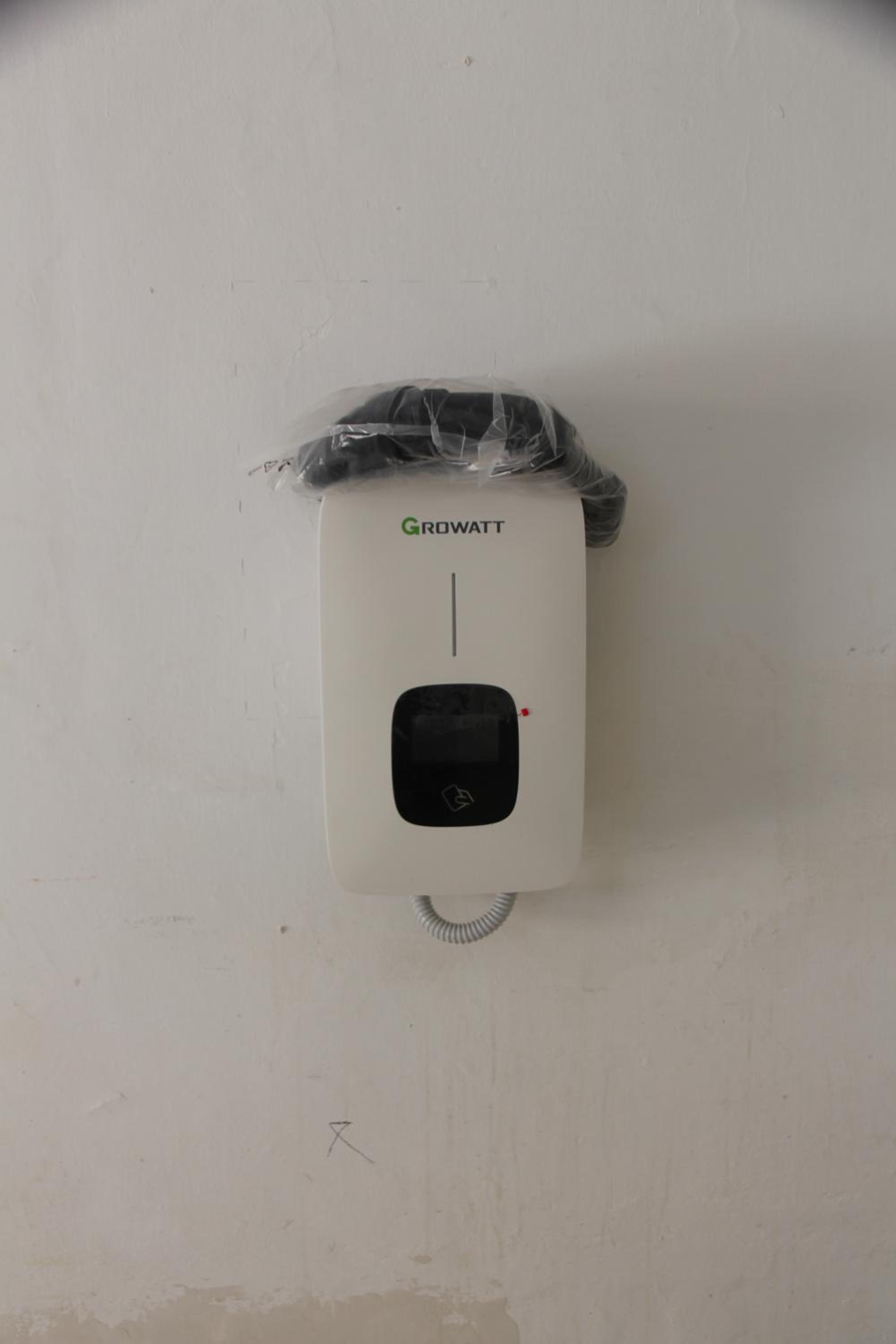 Photo 18