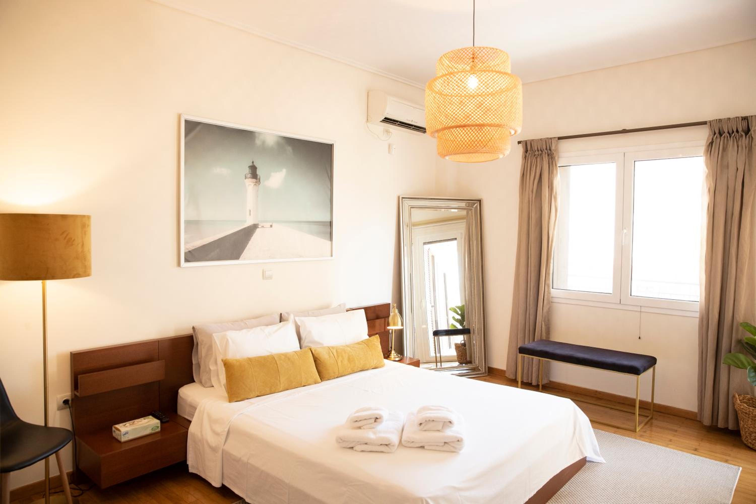 Spacious Glyfada Golf 4BR -Near Beach + Shops