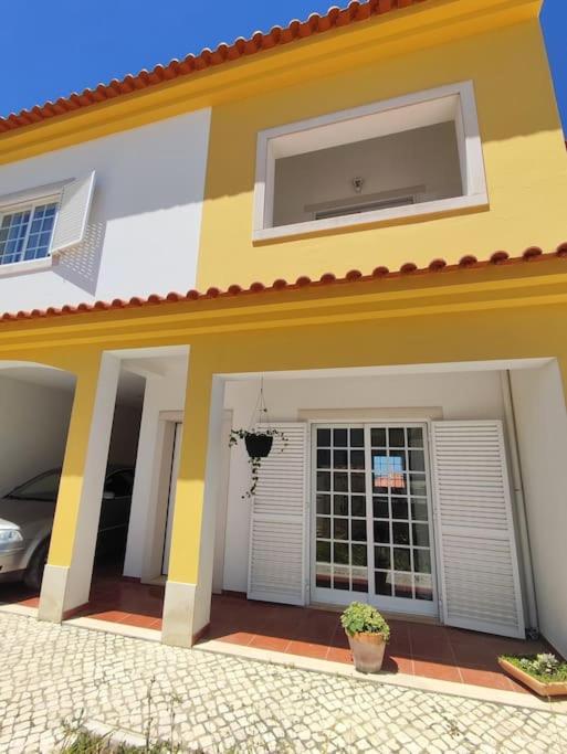 Casa das Rosas - Moradia com jardim e churrasco, Charneca da Cotovia view 2