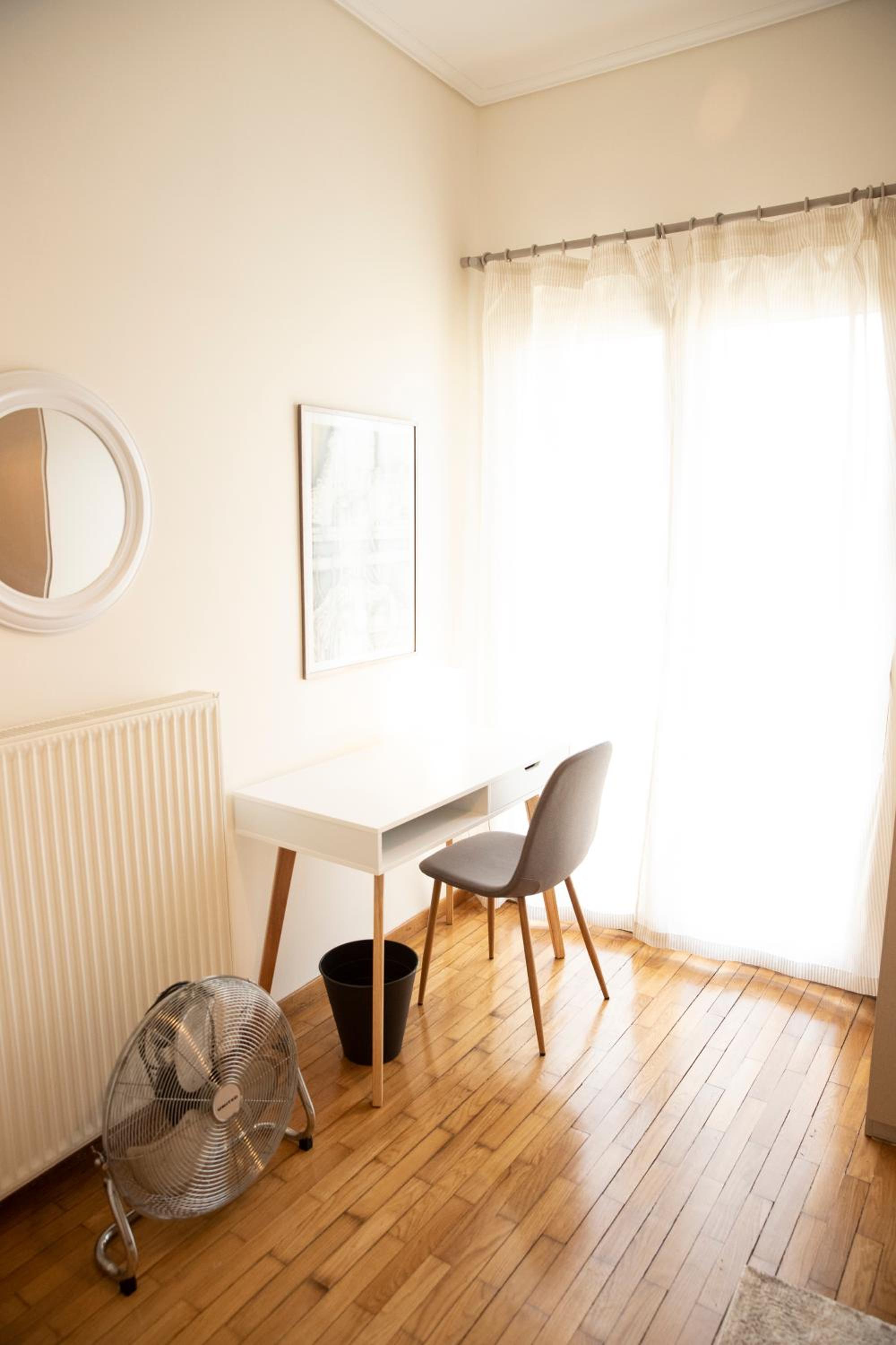 Spacious Glyfada Golf 4BR -Near Beach + Shops