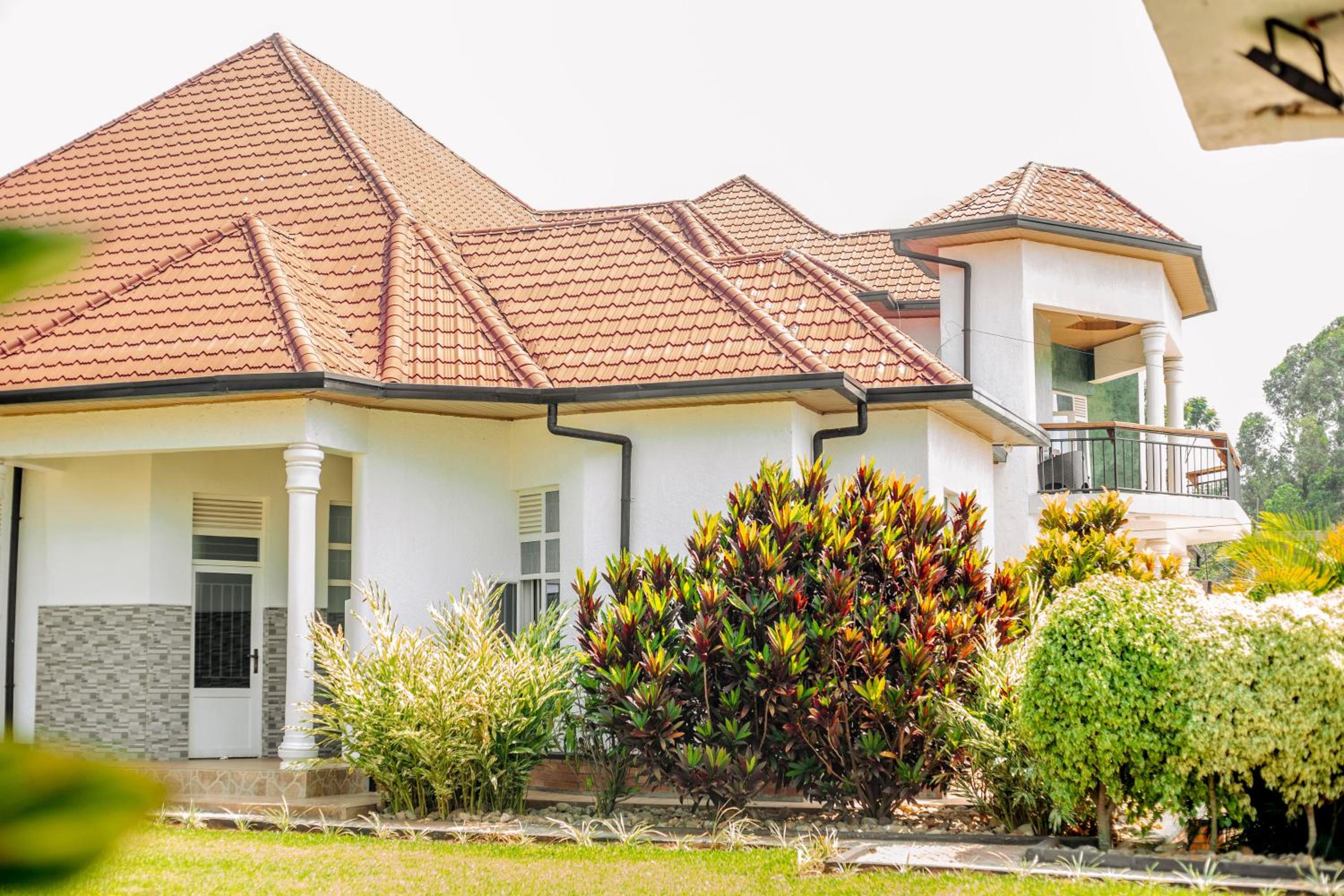 Uzeema Villa, Great for Big Families, Save More!!
