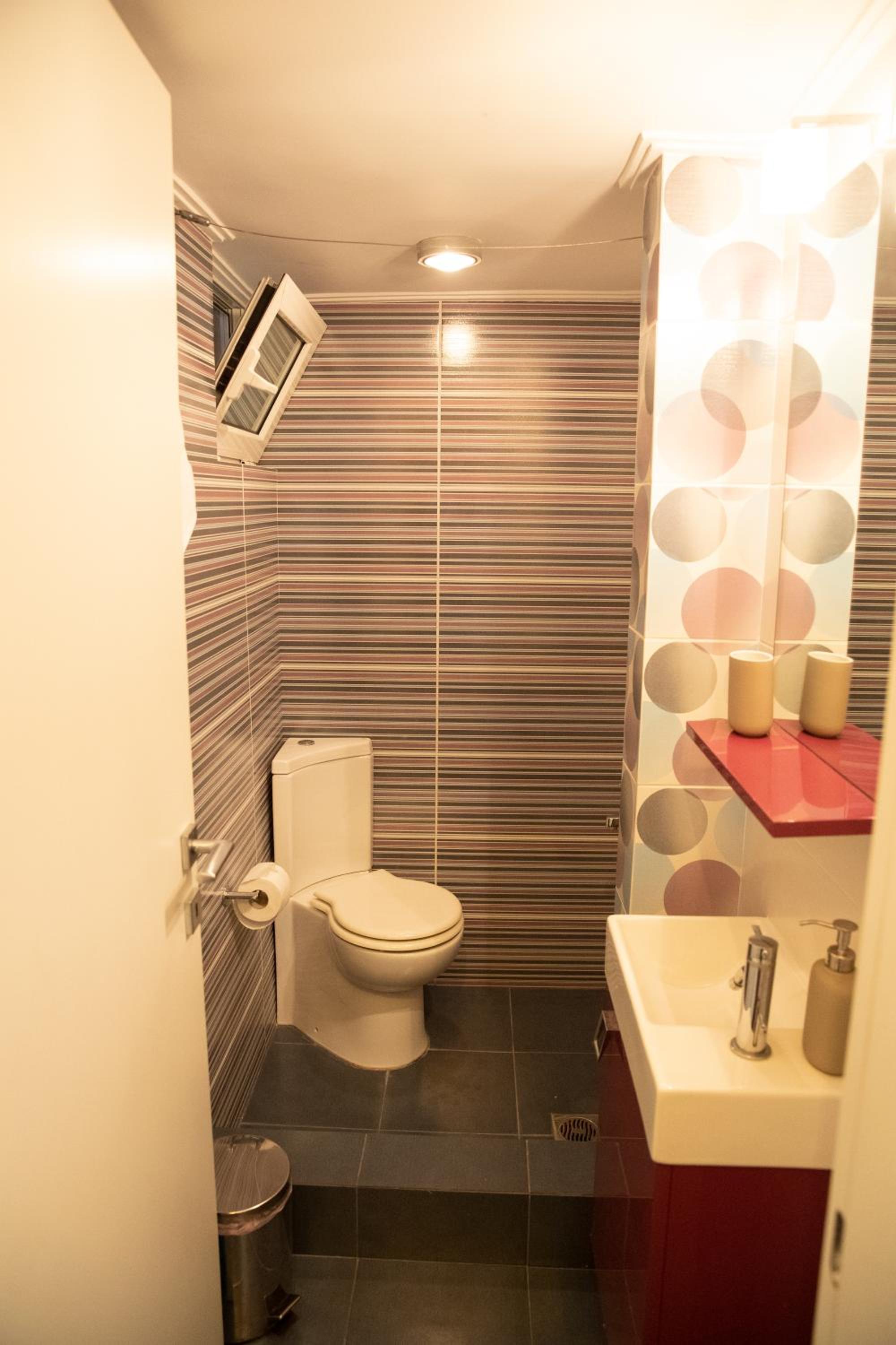 Spacious Glyfada Golf 4BR -Near Beach + Shops
