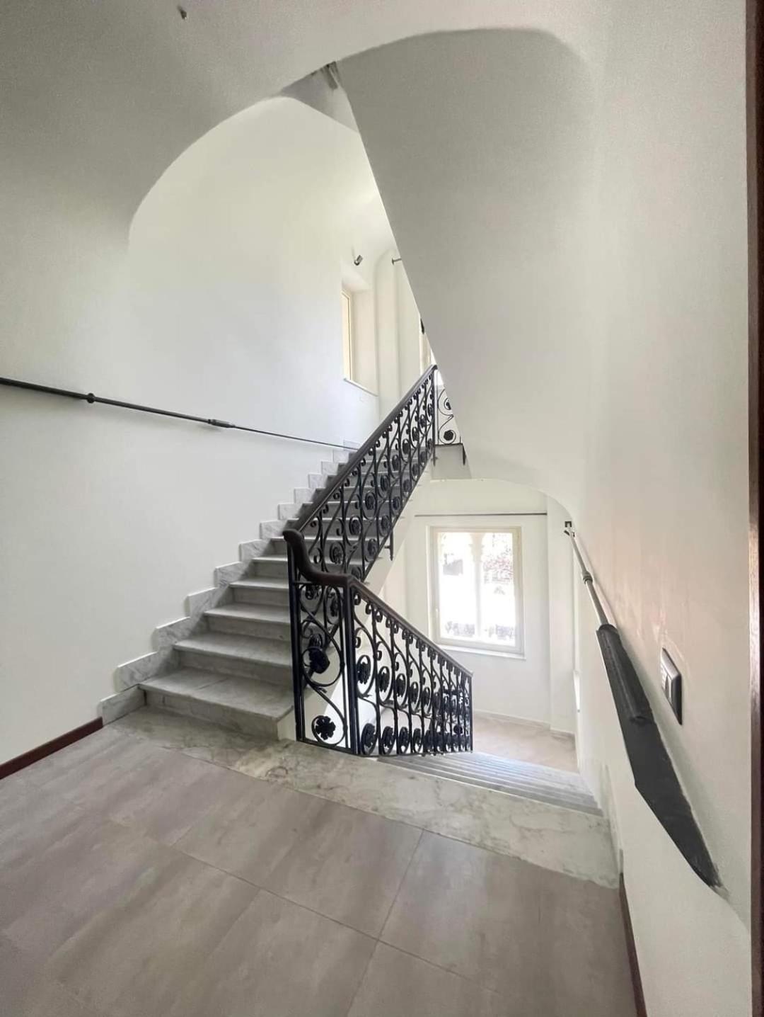 Fiuggiamo House