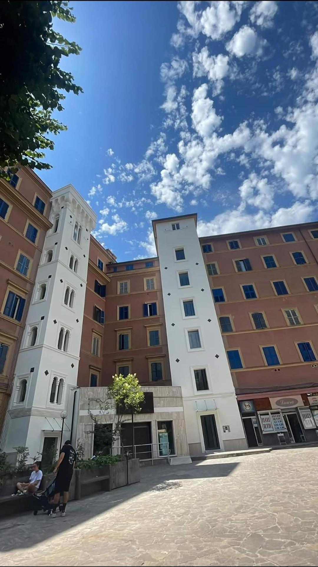 Fiuggiamo House