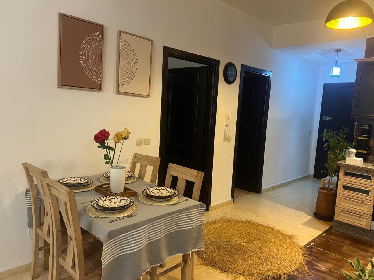MOjA HOUSE