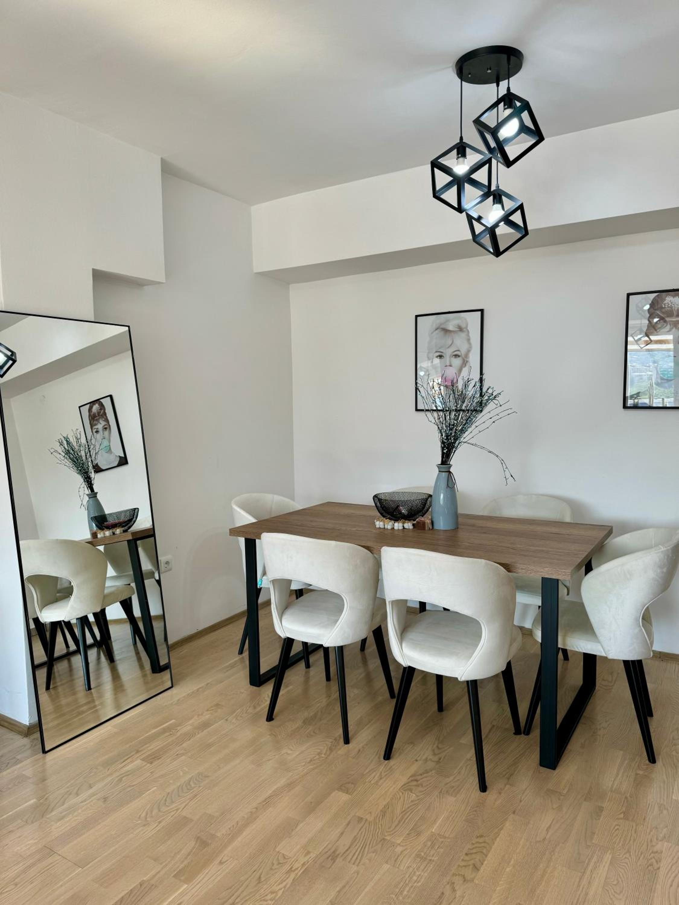 Aeradise Suite