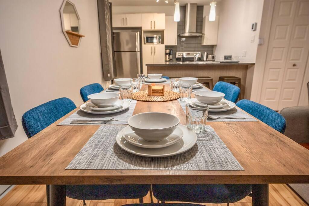 Modern 3BR 4beds apartment AC WiFi Free Parking