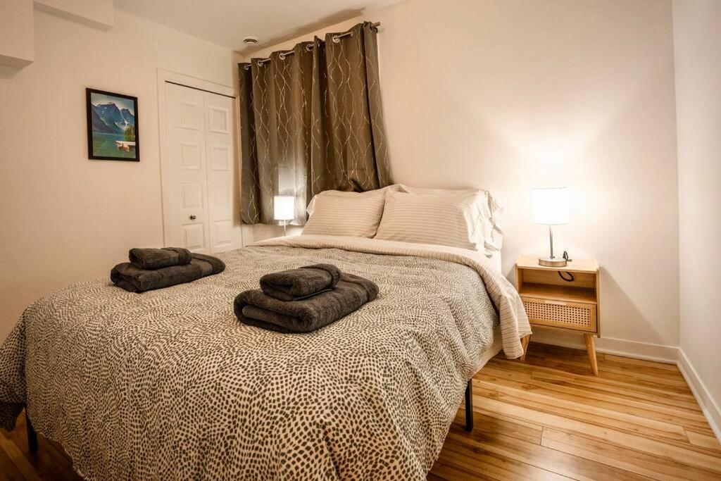 Modern 3BR 4beds apartment AC WiFi Free Parking