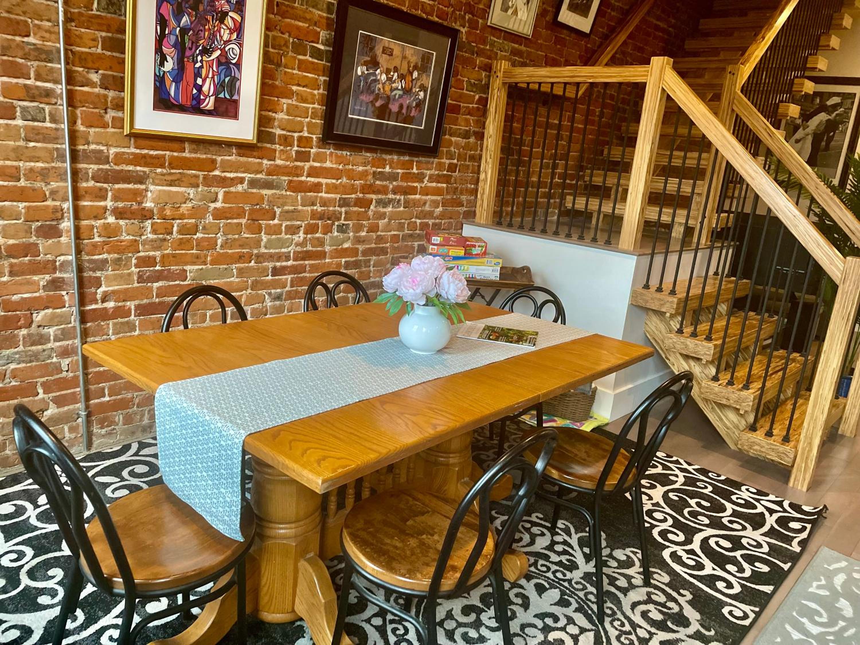 Belleville Vacations - L'auberge De France Inn - Property Image 9