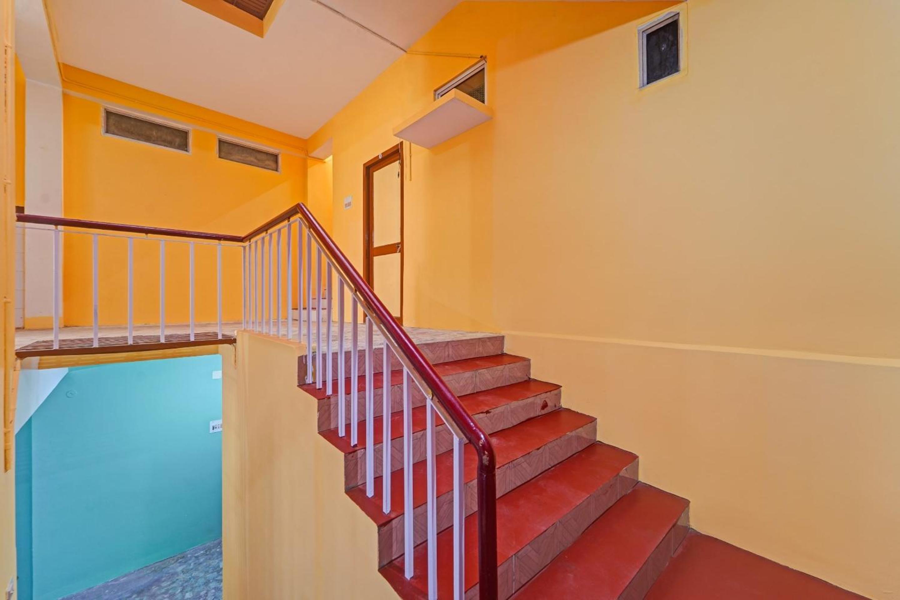 SPOT ON Sri Sakthi Guest House view 3