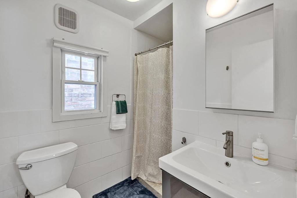 Executive Suite - Prime Location - Sleeps 6