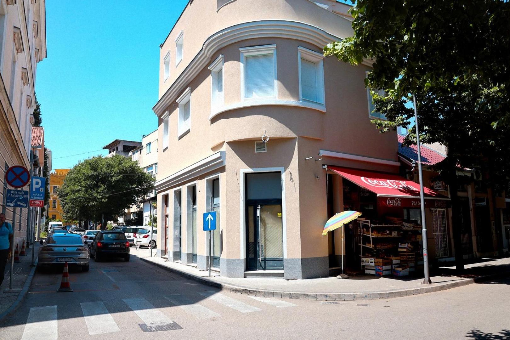 Apartments and rooms Monaco