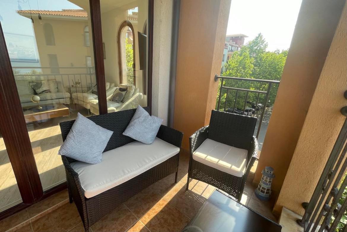 Marina Cape Sky View Lux Apartment in Aheloy