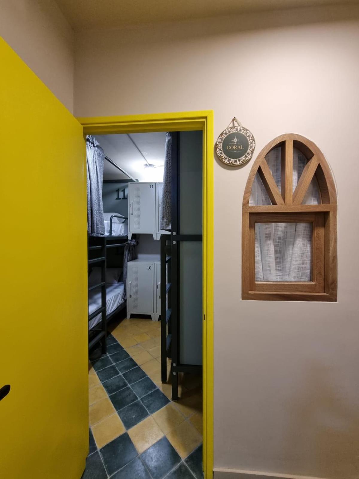 Mascomunal hostel