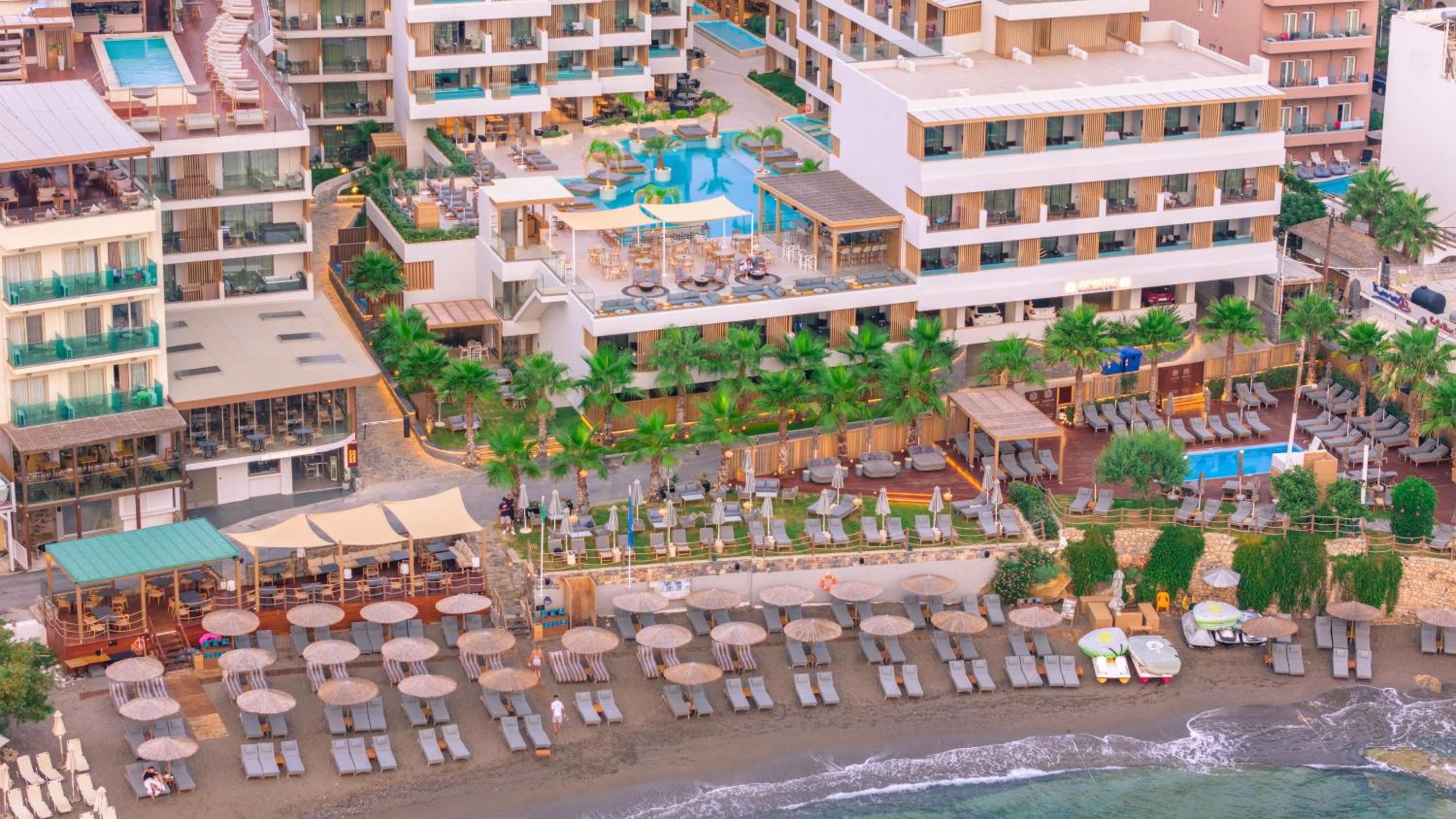 Hotel AKASHA Beach Hotel & Spa
