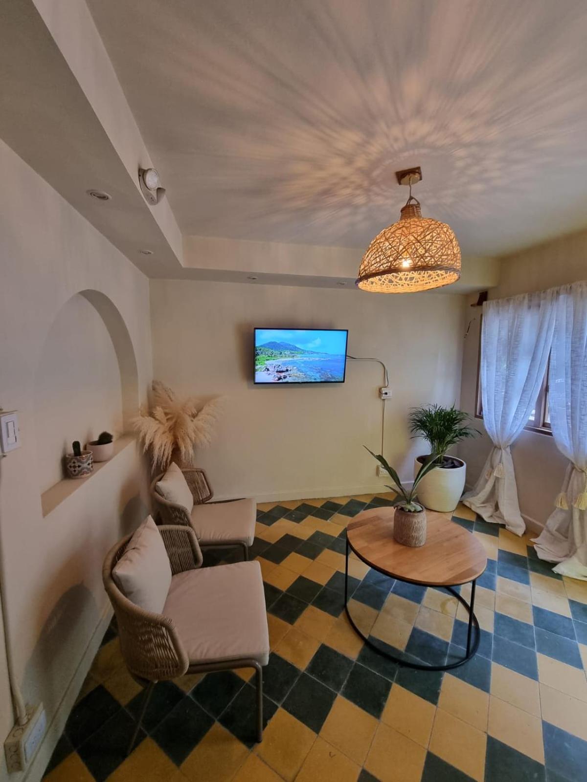 Mascomunal hostel