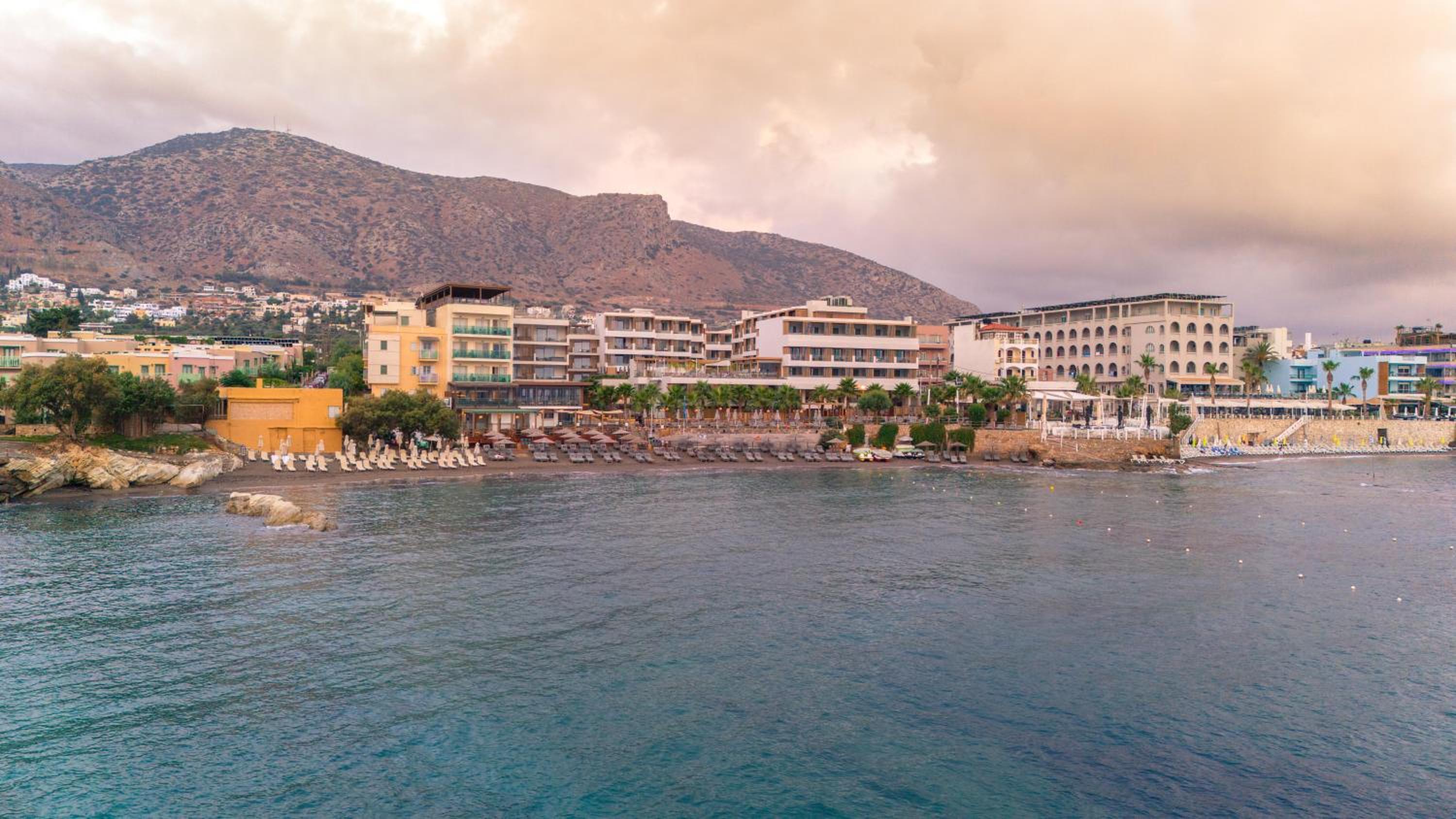 AKASHA Beach Hotel & Spa