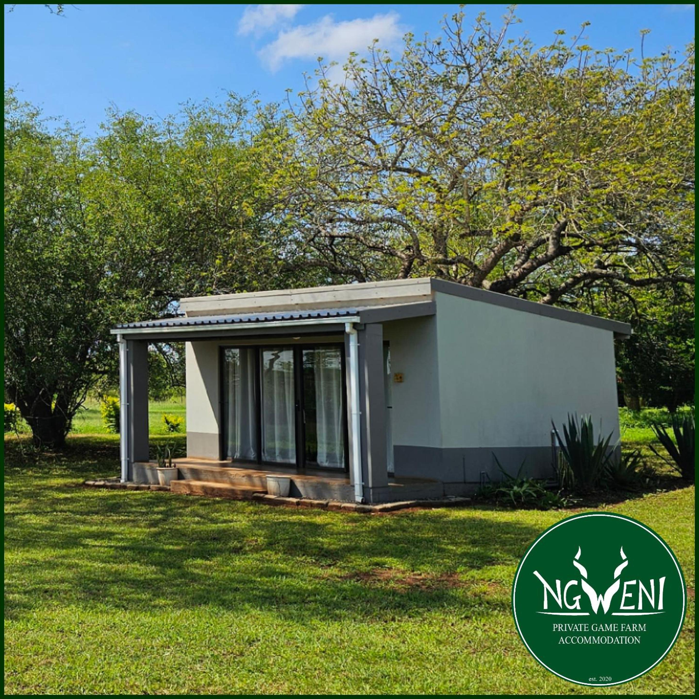 Hluhluwe Vacations - Verdiend En-suite Unit at Ngweni Private Game Farm - Property Image 1