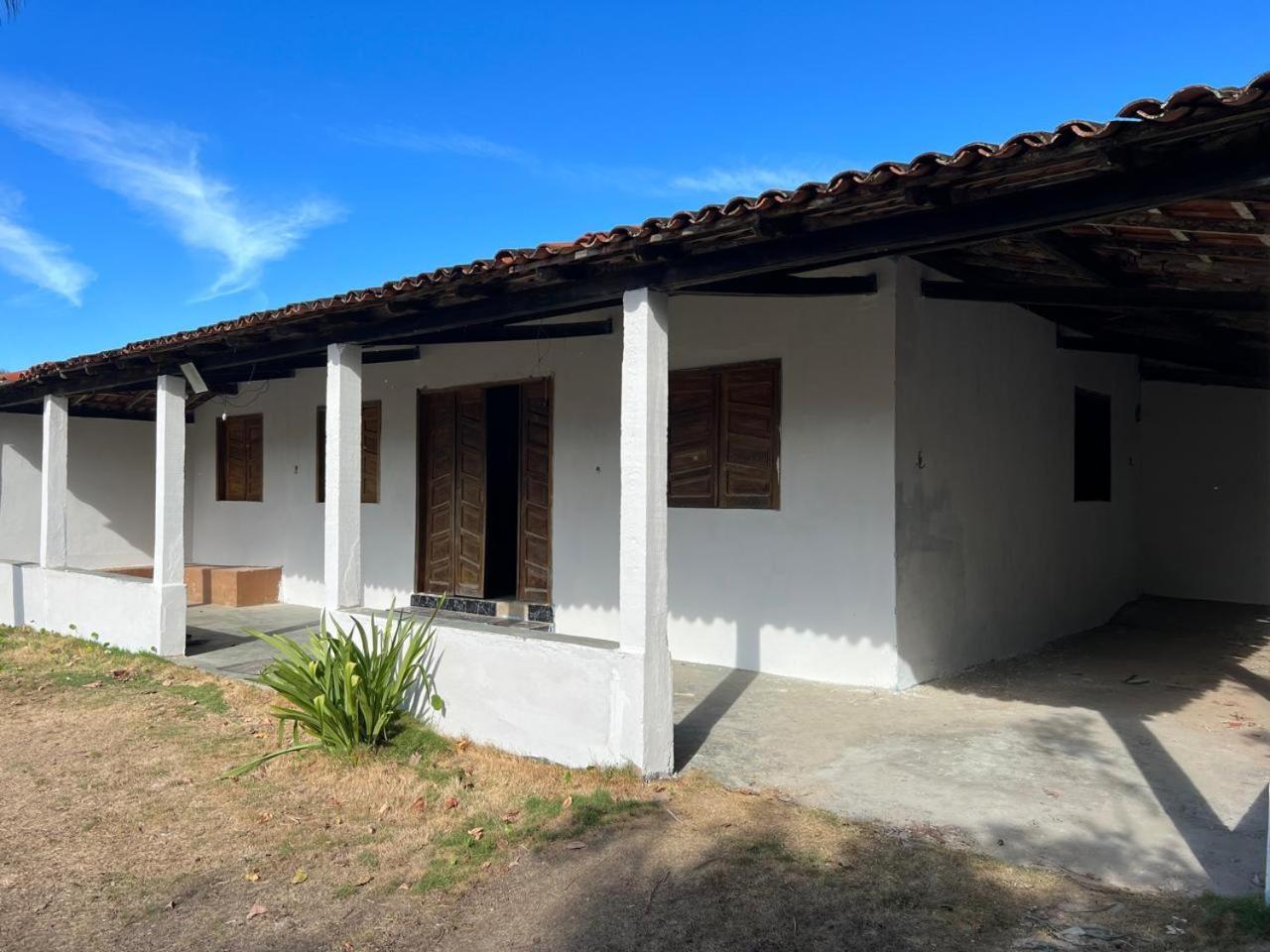 Casa frente ao mar com piscina