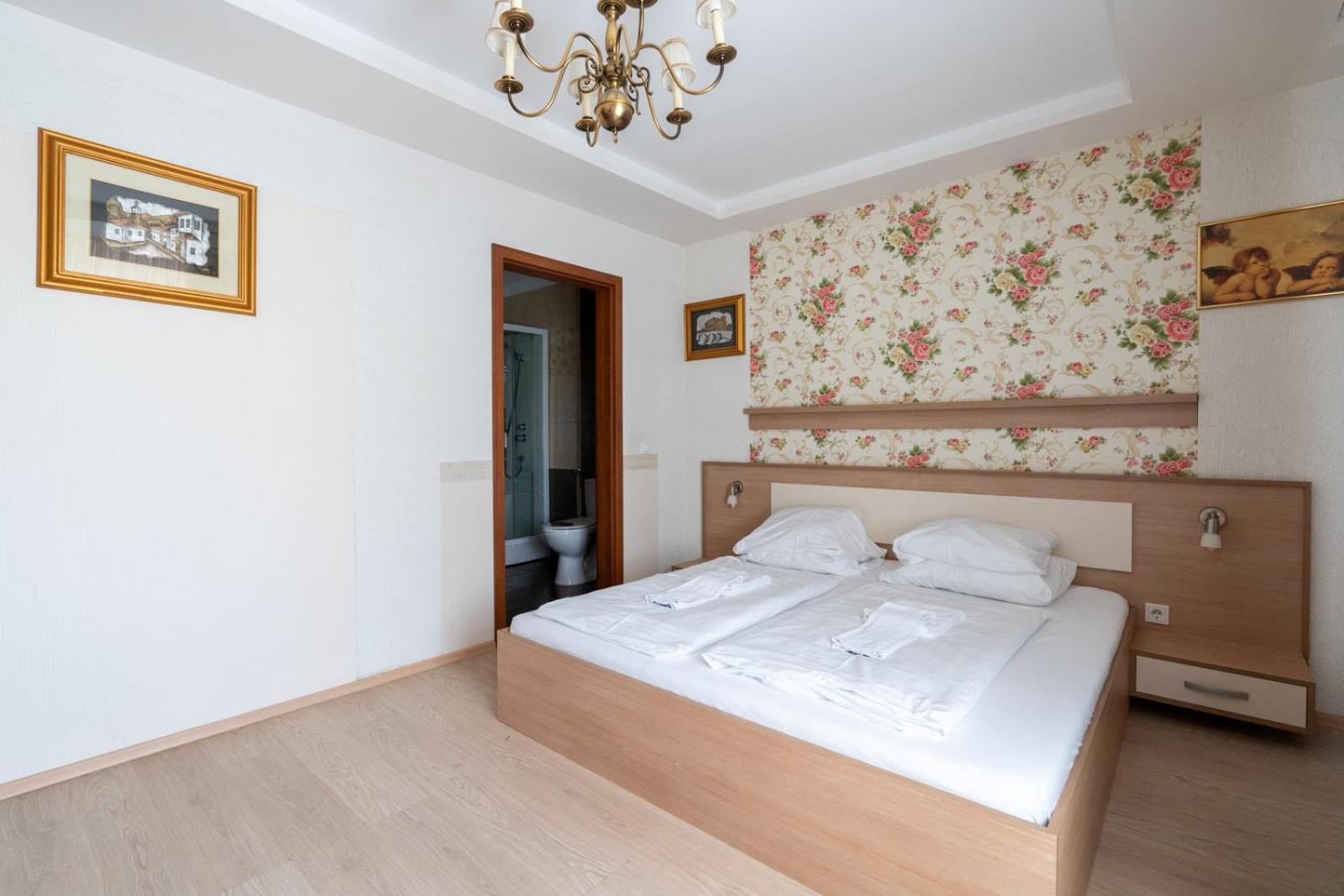 FarawayHomes Aparthotel Near Vienna Airport - Anytime Self Check-In