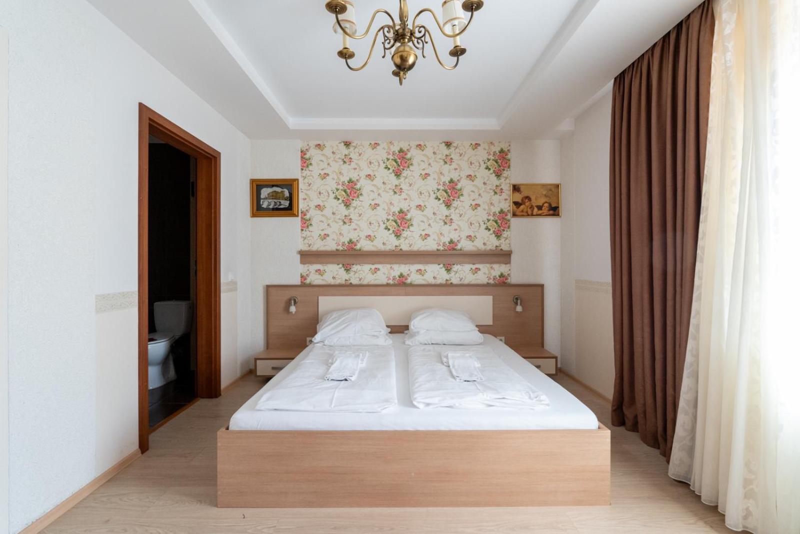 FarawayHomes Aparthotel Near Vienna Airport - Anytime Self Check-In