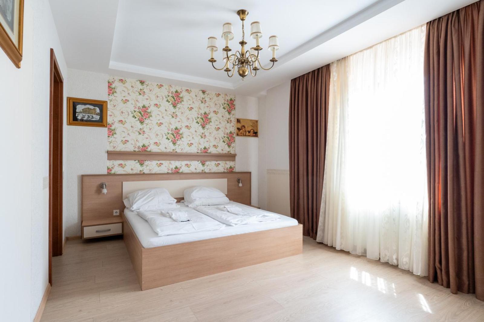 FarawayHomes Aparthotel Near Vienna Airport - Anytime Self Check-In