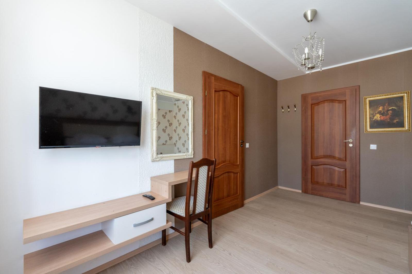 FarawayHomes Aparthotel Near Vienna Airport - Anytime Self Check-In