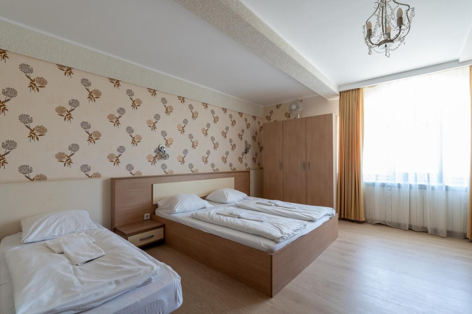FarawayHomes Aparthotel Near Vienna Airport - Anytime Self Check-In