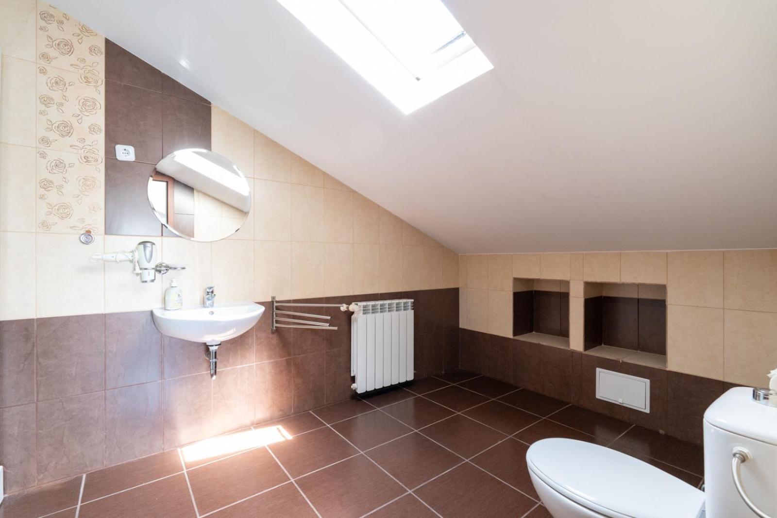 FarawayHomes Aparthotel Near Vienna Airport - Anytime Self Check-In