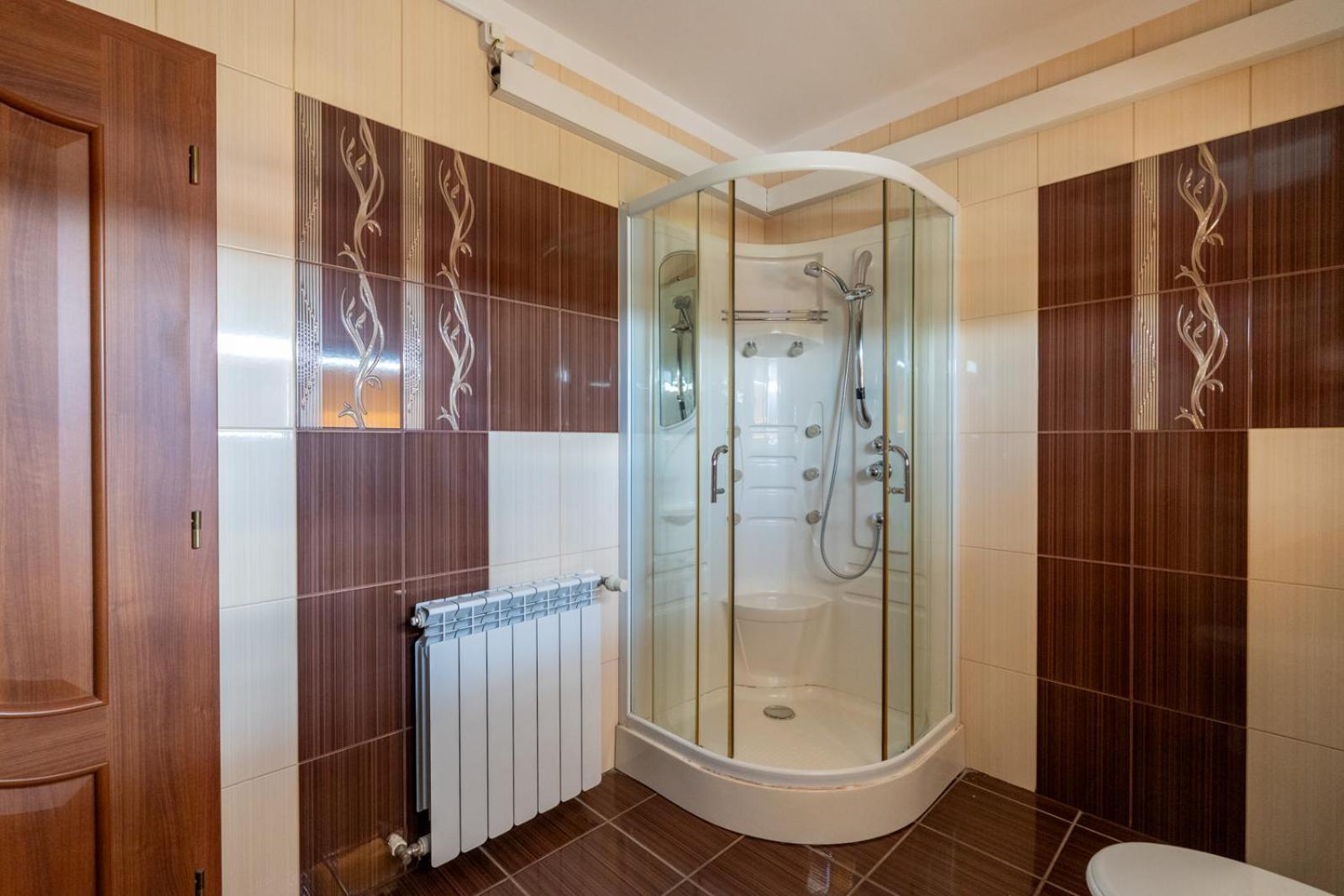 FarawayHomes Aparthotel Near Vienna Airport - Anytime Self Check-In