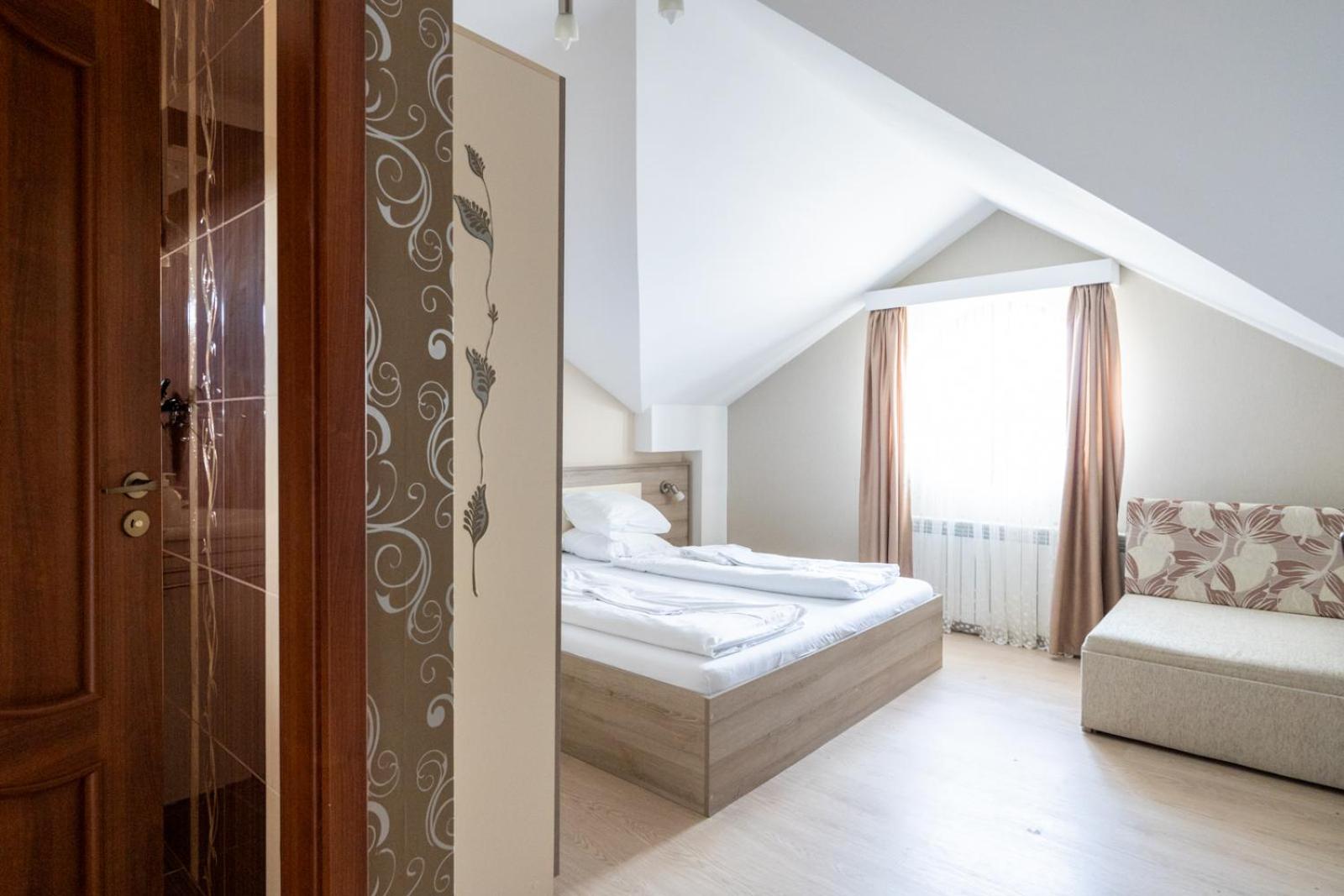 FarawayHomes Aparthotel Near Vienna Airport - Anytime Self Check-In