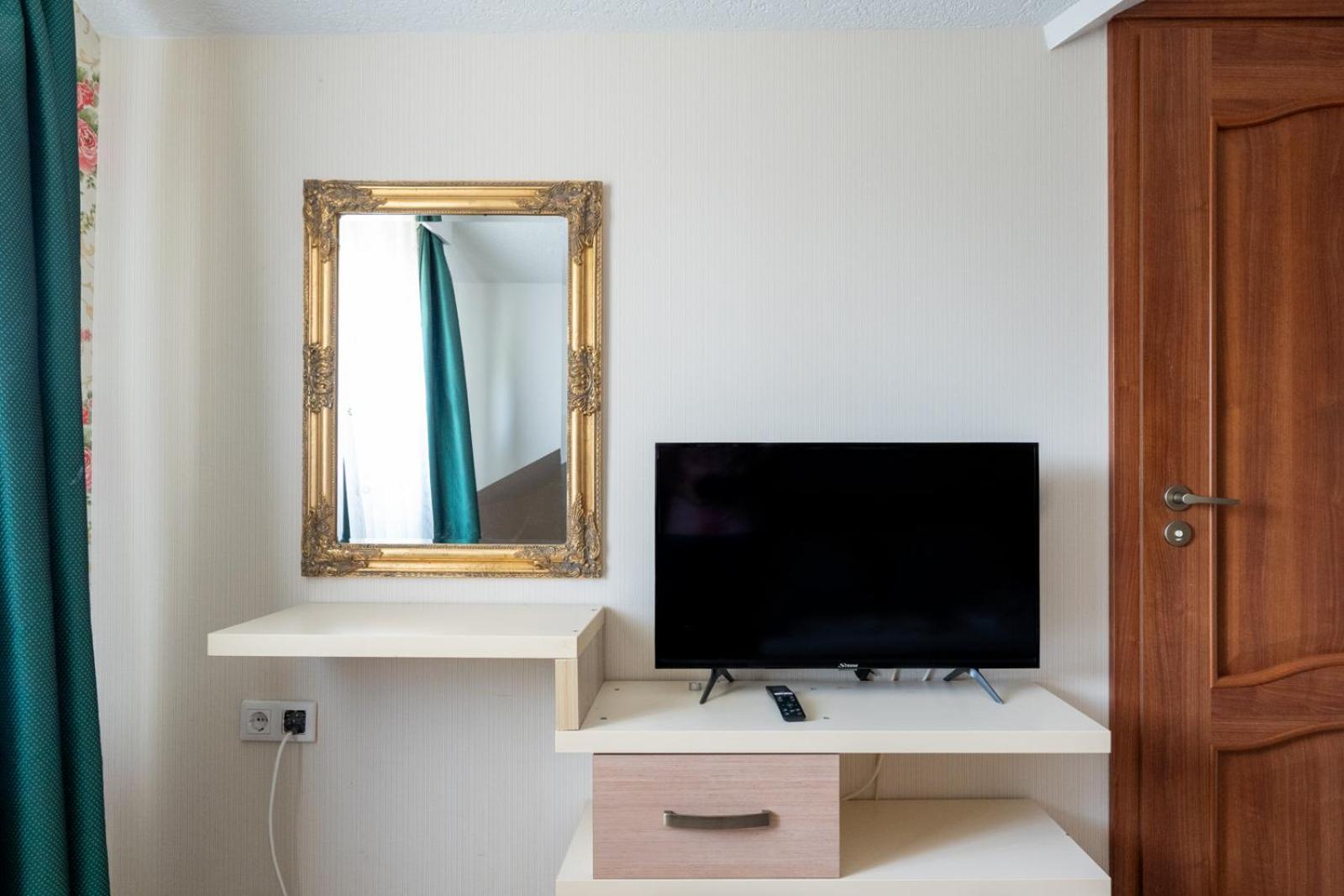 FarawayHomes Aparthotel Near Vienna Airport - Anytime Self Check-In