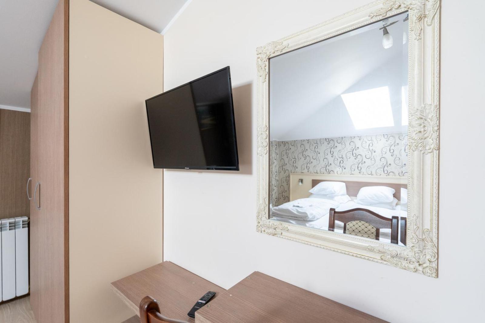 FarawayHomes Aparthotel Near Vienna Airport - Anytime Self Check-In