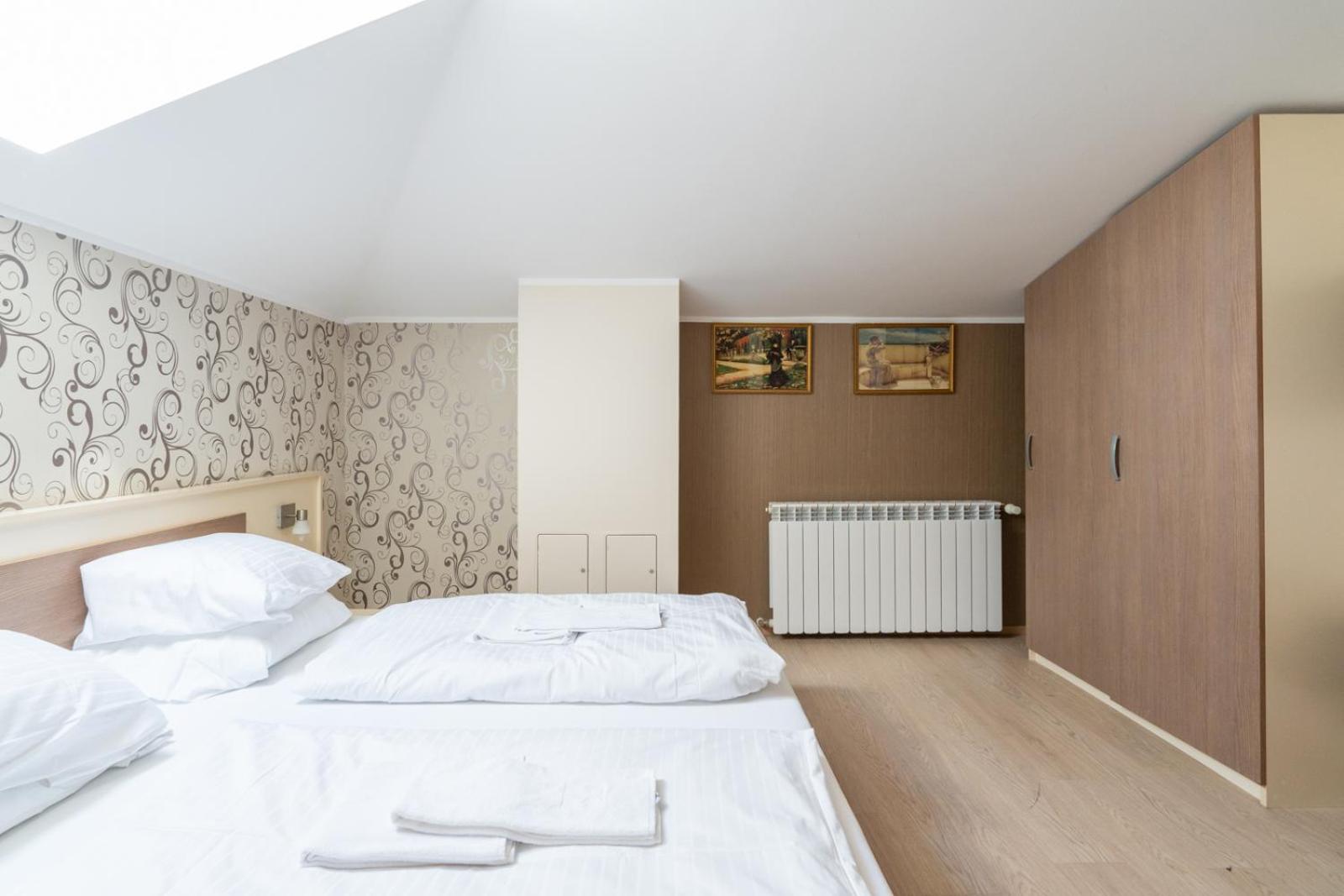 FarawayHomes Aparthotel Near Vienna Airport - Anytime Self Check-In