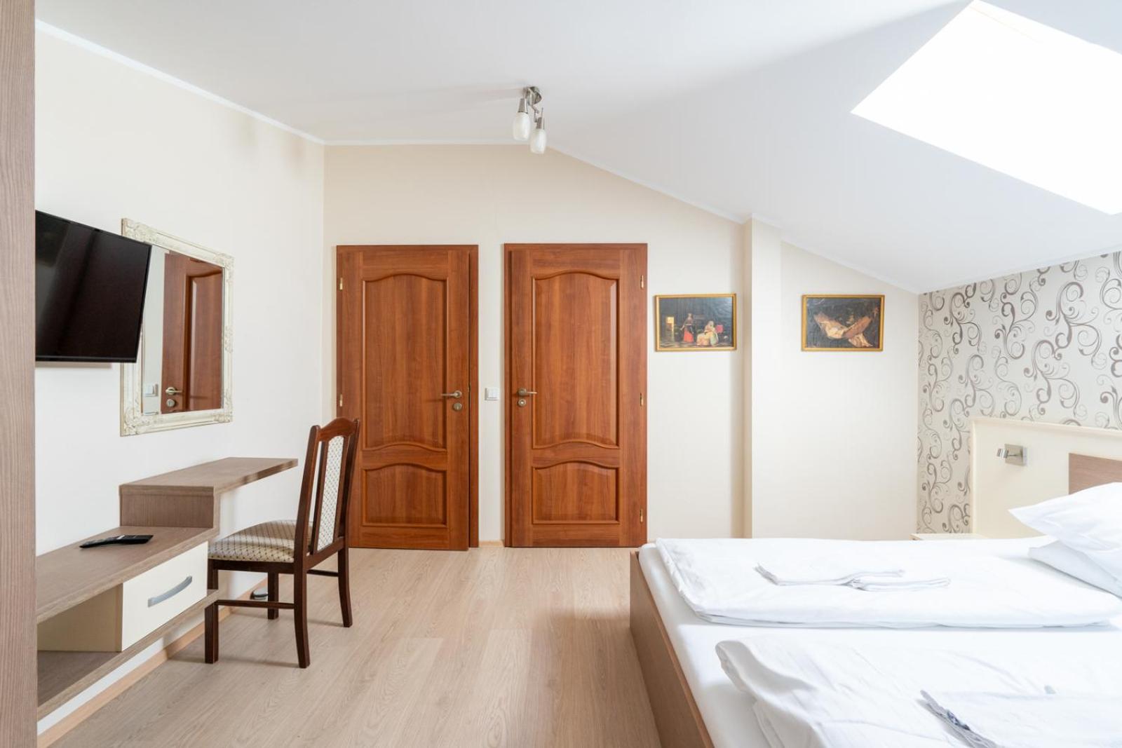 FarawayHomes Aparthotel Near Vienna Airport - Anytime Self Check-In