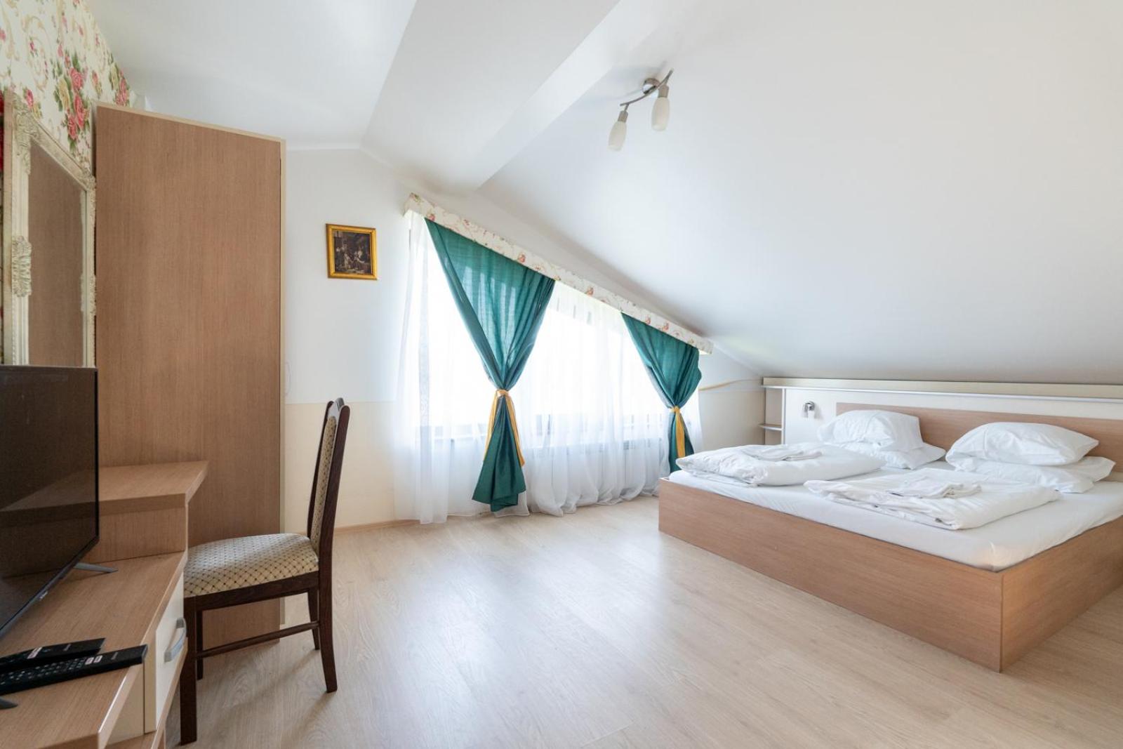 FarawayHomes Aparthotel Near Vienna Airport - Anytime Self Check-In