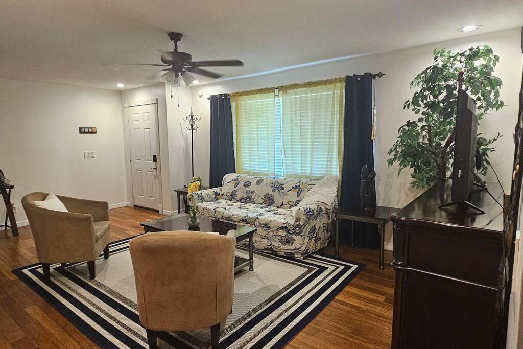 Cozy House Near The #1 Beaches in FL! view 3