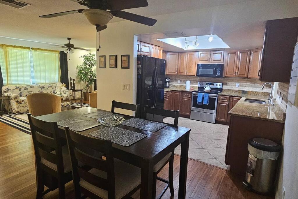 Cozy House Near The #1 Beaches in FL! view 4